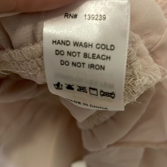 New Do + Be Cream Colored Long Sleeve Ruched Blouse - Picture 7 of 7